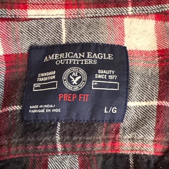 American Eagle Outfitters Black and Red Plaid Shirt - Picture 3 of 6